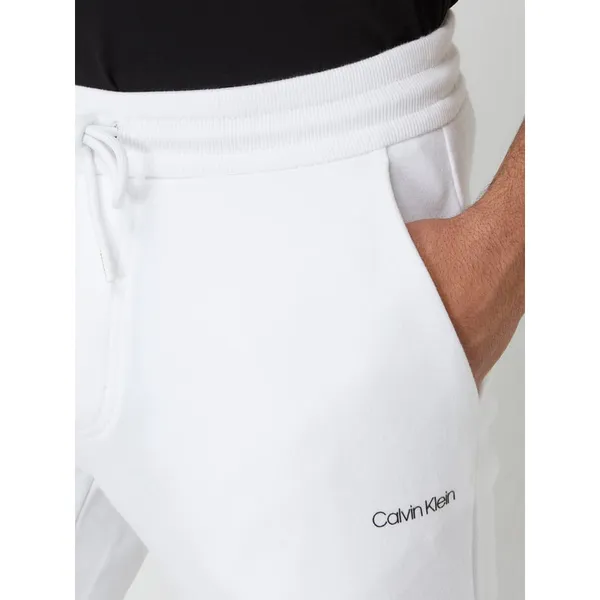 CK Calvin Klein Szorty z dzianiny dresowej z bawełny ekologicznej