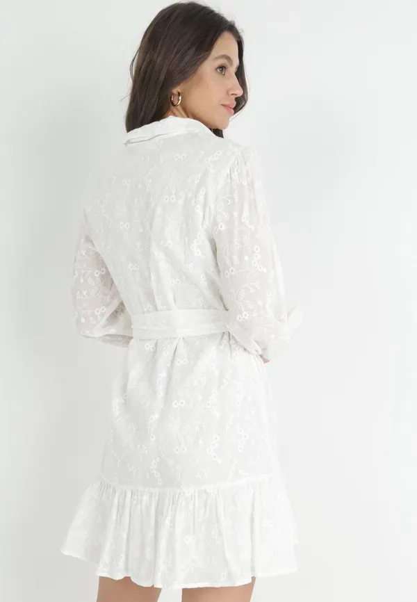 Biała Bawełniana Sukienka Koszulowa Wiązana w Pasie Zdobiona Haftem Sealne
