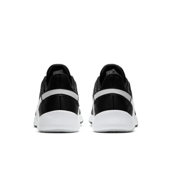 Damskie buty treningowe Nike Legend Essential 2 - Czerń