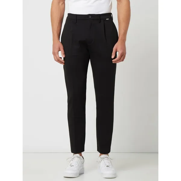 CK Calvin Klein Spodnie z zakładkami o kroju tapered fit z dodatkiem streczu