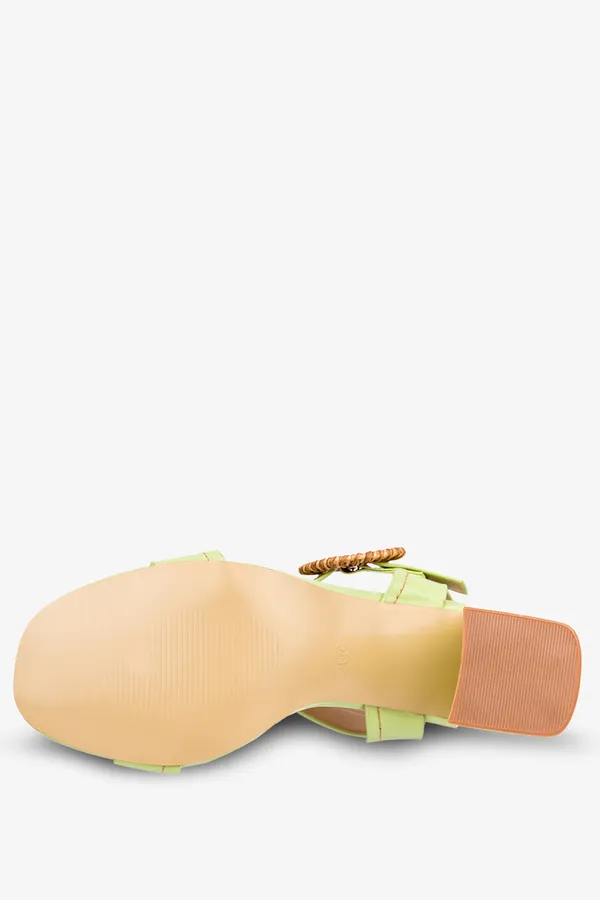 Zielone sandały na słupku ze skórzaną wkładką casu er22x14-gr