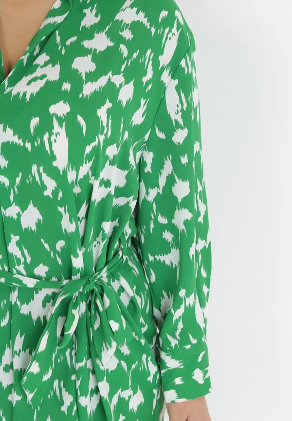 Zielona Pudełkowa Sukienka z Kołnierzykiem Wiązana w Pasie Brande