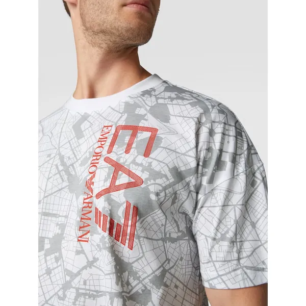 EA7 Emporio Armani T-shirt z nadrukiem z logo i wzorem na całej powierzchni