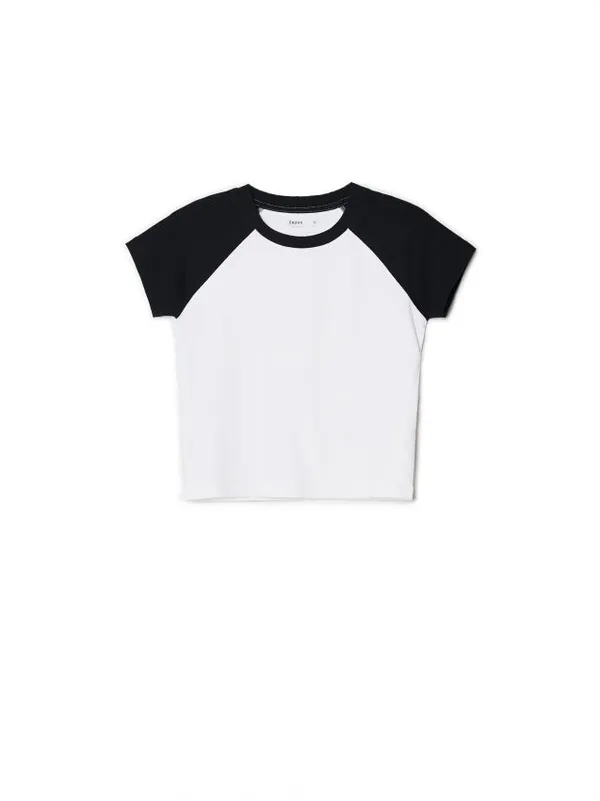 Biało-czarny t-shirt