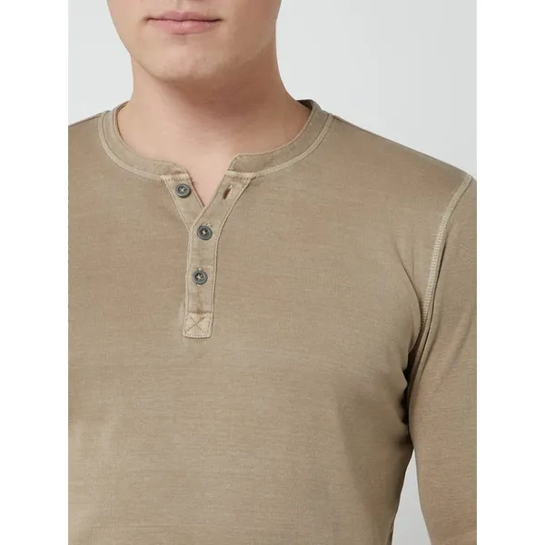 MCNEAL Koszulka serafino z bawełny ekologicznej model ‘Zorro’