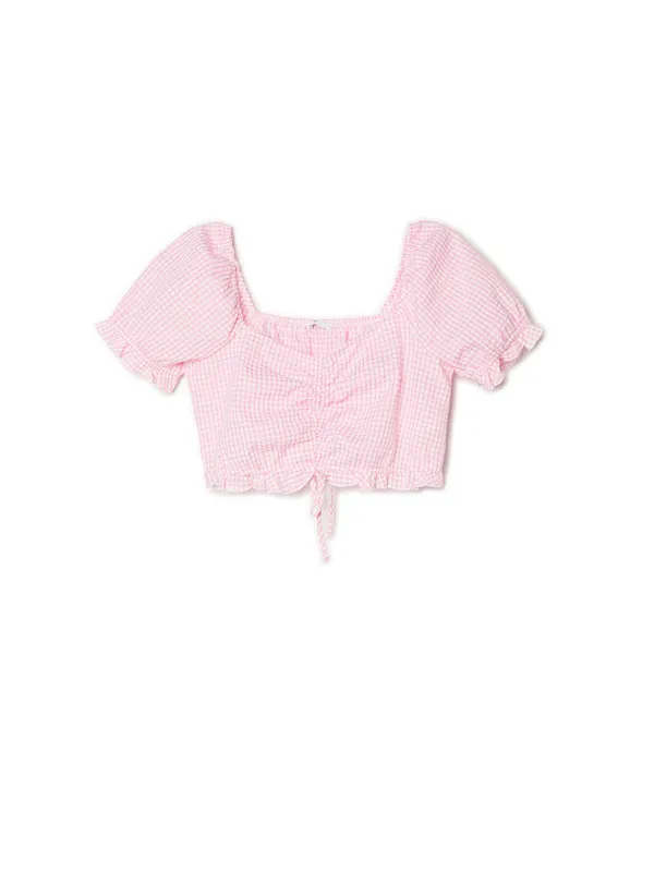 Różowa bluzka crop top w kratkę