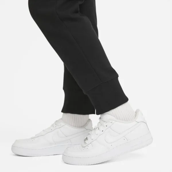 Dopasowane spodnie z dzianiny dresowej dla dużych dzieci (dziewcząt) (szersze rozmiary) Nike Sportswear Club - Czerń