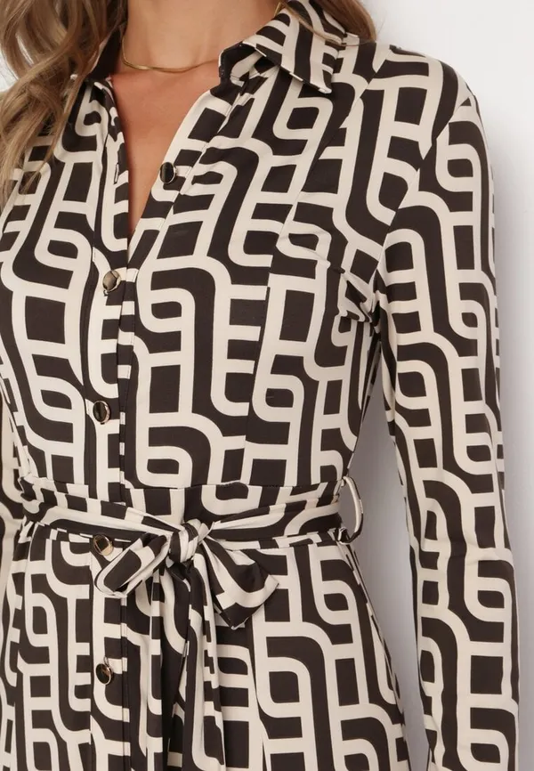 Brązowa Koszulowa Sukienka Midi w Geometryczny Wzór z Wiązanym Paskiem Gelama