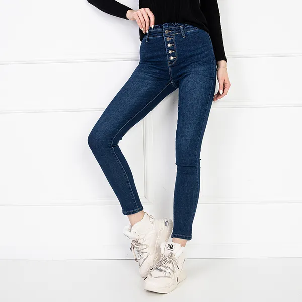 Granatowe damskie jeansy typu paper bag - Odzież