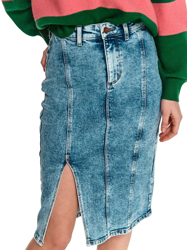 Jeansowa spódnica z rozcięciem