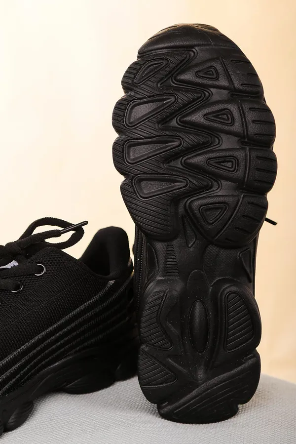 Czarne buty sportowe sznurowane Casu 204/31W