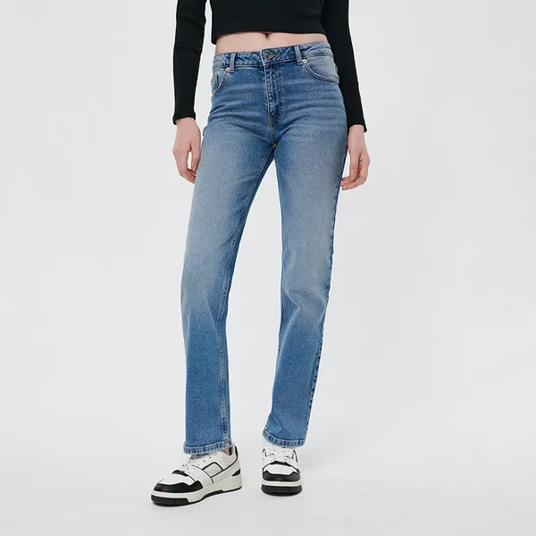 Jasnoniebieskie jeansy straight fit slim - Niebieski
