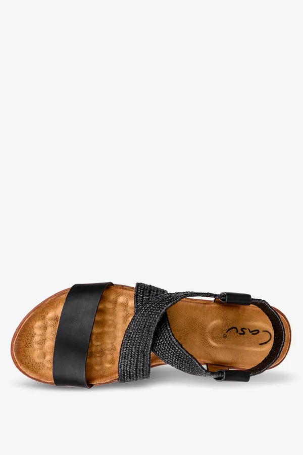 Czarne sandały płaskie z gumką paski na krzyż casu er22x1-b