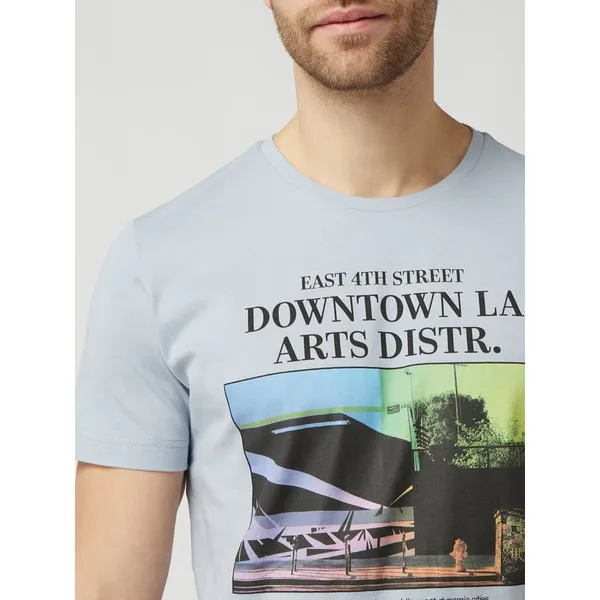 s.Oliver RED LABEL T-shirt o kroju regular fit z nadrukiem z motywem miasta