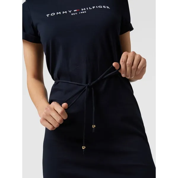 Tommy Hilfiger Sukienka koszulowa z wyhaftowanym logo i paskiem w talii