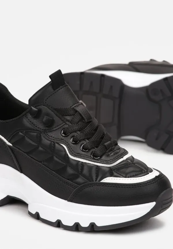 Czarne Sneakersy z Pikowaniem na Grubej Podeszwie Britten