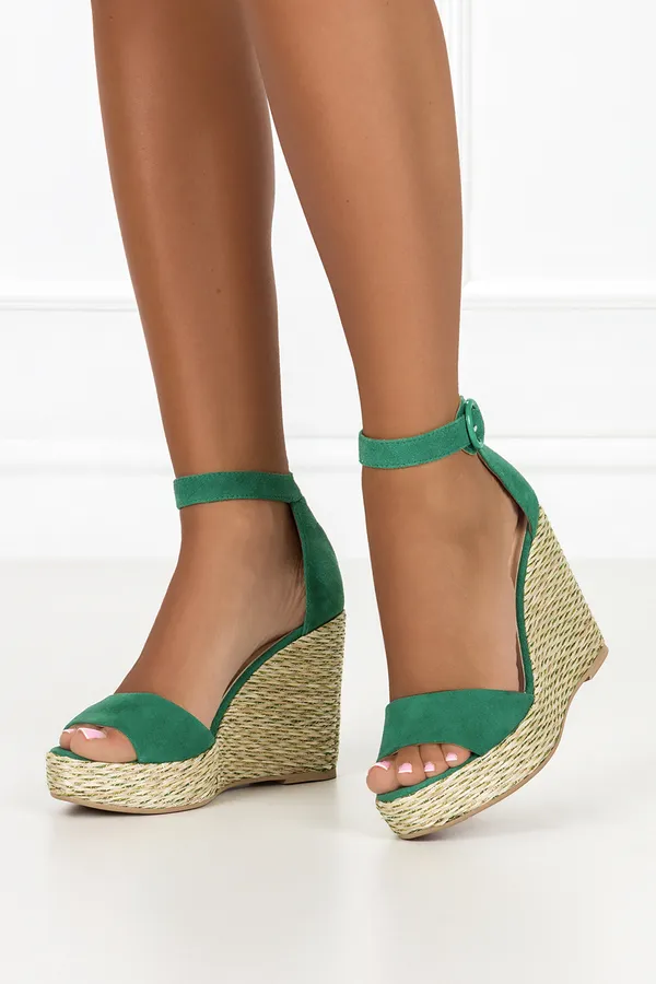 Zielone sandały skórzane damskie espadryle na ozdobnym koturnie produkt polski casu 2339