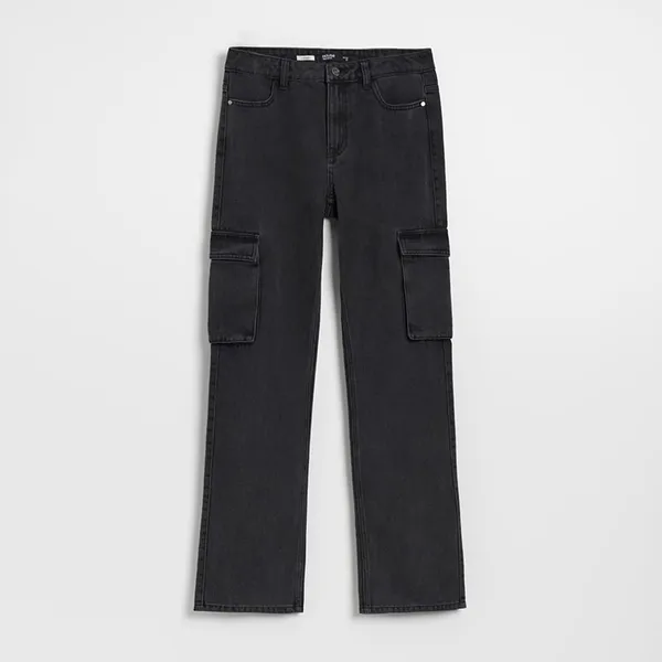 Grafitowe jeansy straight fit z kieszeniami cargo - Szary