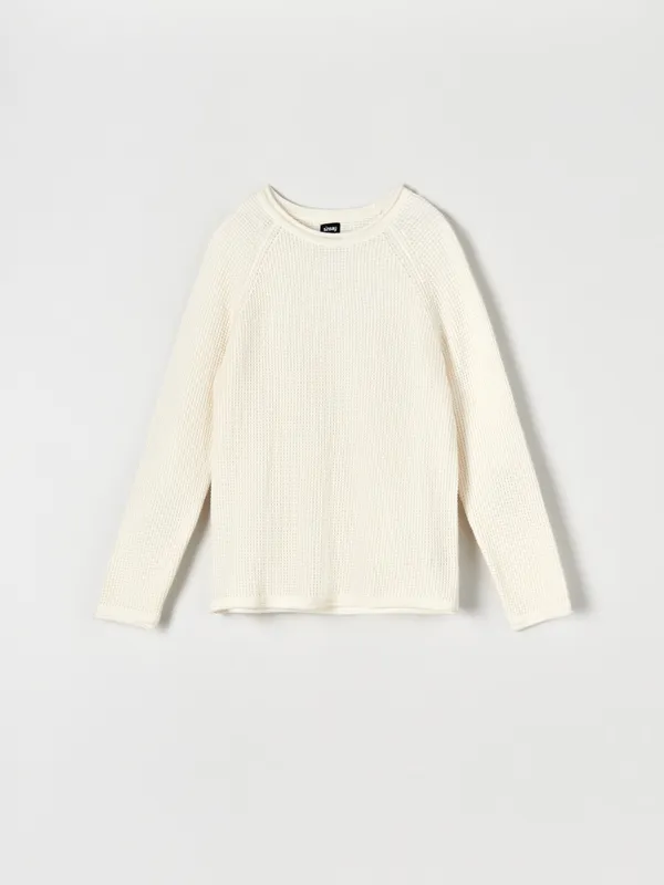 Sweter o regularnym kroju z waflowym splotem, uszyty w 100% z bawełny. - kremowy