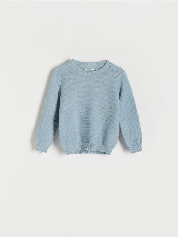 Sweter o regularnym kroju, wykonany z bawełnianej dzianiny. - niebieski