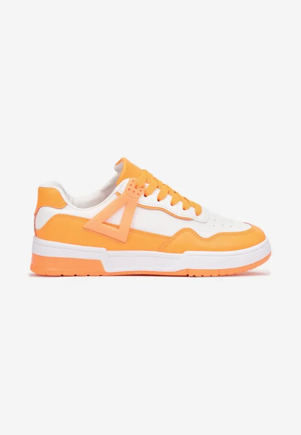 Pomarańczowe Sneakersy ze Wstawkami i Perforacją na Nosku Linis