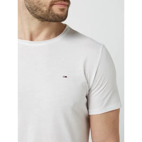 Tommy Jeans T-shirt o kroju slim fit z wyhaftowanym logo model ‘Jaspe’