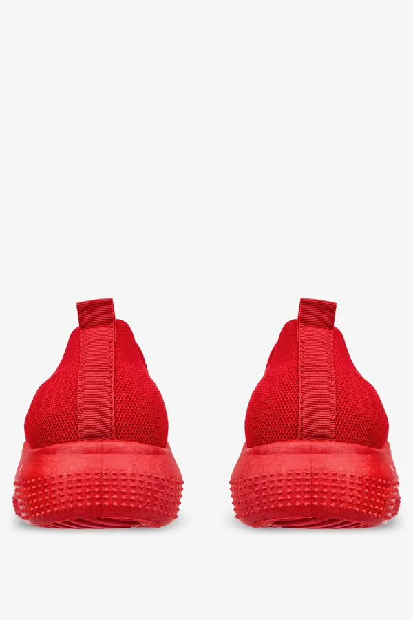 Czerwone buty sportowe slip on casu 26-3-22-2r