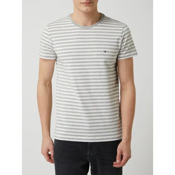 Tommy Hilfiger T-shirt o kroju slim fit z okrągłym dekoltem