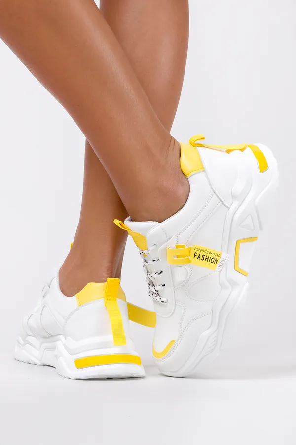 Białe sneakersy na platformie damskie buty sportowe sznurowane casu 12-11-21-wy