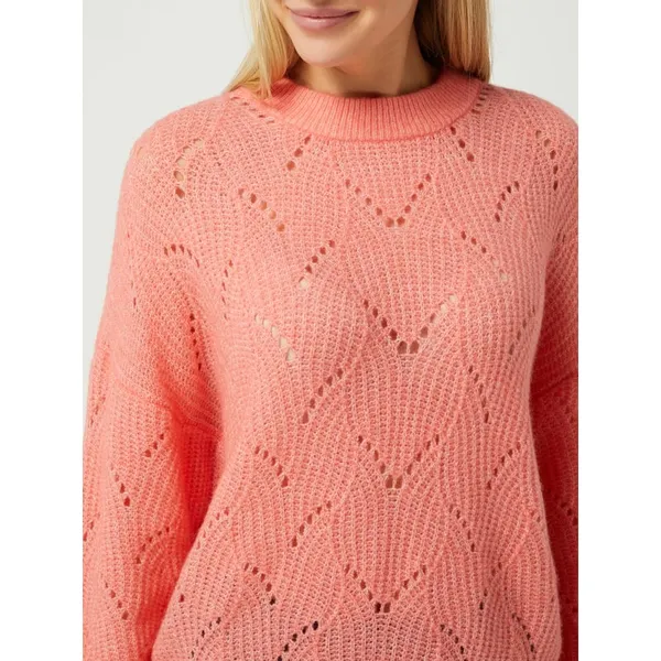 Delicate Love Sweter z ażurowym wzorem model ‘Nina’