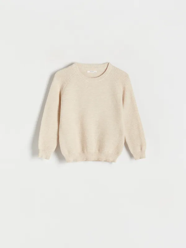 Sweter o regularnym kroju, wykonany z bawełnianej dzianiny. - beżowy