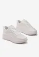 Białe Sneakersy na Platformie Ozdobione Nitami i Patchworkowymi Wstawkami Jeneria