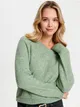 Miękki, prążkowany sweter uszyty z lekkiego, szybkoschnącego materiału z domieszką elastycznych włókien. - zielony