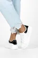 Białe sneakersy na platformie damskie buty sportowe sznurowane casu bl373p
