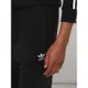 adidas Originals Spodnie dresowe z bawełny z wyhaftowanym logo
