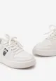 Białe Sznurowane Sneakersy z Ekoskóry z Ozdobną Naszywką i Perforacją Vetria