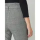 Vero Moda Spodnie typu paperbag ze wzorem w kratę glencheck model ‘Eva’