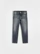 Jeansy o dopasowany fasonie, wykonane z bawełnianej tkaniny z dodatkiem elastycznych włókien. - jasnoszary