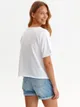 T-shirt krótki rękaw damski o pudełkowym kroju z aplikacją