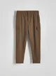 Spodnie typu cargo o luźnym kroju, z kolekcji PREMIUM, wykonane z tkaniny z wełną. - brązowy
