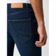 REVIEW Jeansy w dekatyzowanym stylu o kroju skinny fit