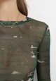 Zielona Dopasowana Bluzka Siateczkowa z Abstrakcyjnym Wzorem Ranadi
