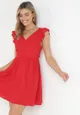Czerwona Rozkloszowana Sukienka Mini z Tkaniny Plumeti i Odkrytymi Plecami Caitadi