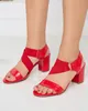 Czerwone damskie lakierowane sandały na słupku Wopali- Obuwie - Czerwony || Czarny