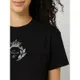 SIK SILK T-shirt krótki z metalicznym logo