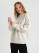 Wygodny sweter w prążki o swobodnym kroju, uszyty z miękkiej dzianiny z dodatkiem elastycznych włókien. - kremowy
