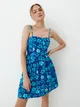 Niebieska sukienka mini w kwiaty - Turkusowy