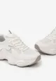 Białe Sneakersy Ozdobione Materiałowymi Wstawkami na Grubej Podeszwie Namula