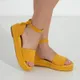 Żółte damskie sandały na platformie Sitra - Obuwie - Żółty