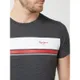 Pepe Jeans T-shirt o kroju slim fit z logo model ‘Bender’